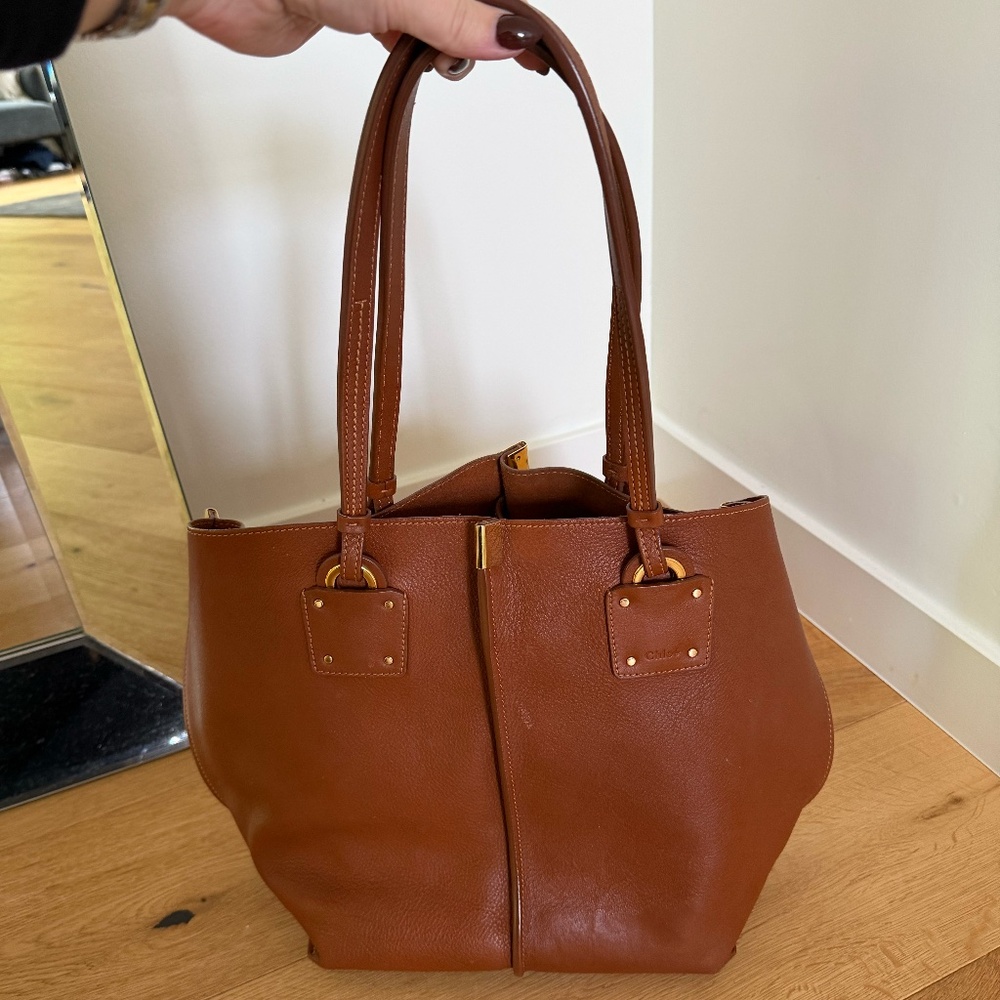 Chloe Vick Medium Tote Bag - Brown Leather